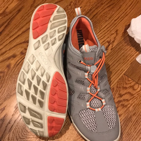 SOLD-Ecco Terracruise size 39 - nearly new - Picture 7 of 8